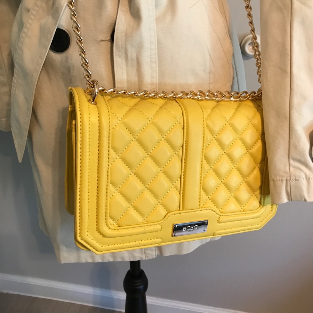 BCBGMAXAZRIA Yellow Pleated Crossbody Purse Bag